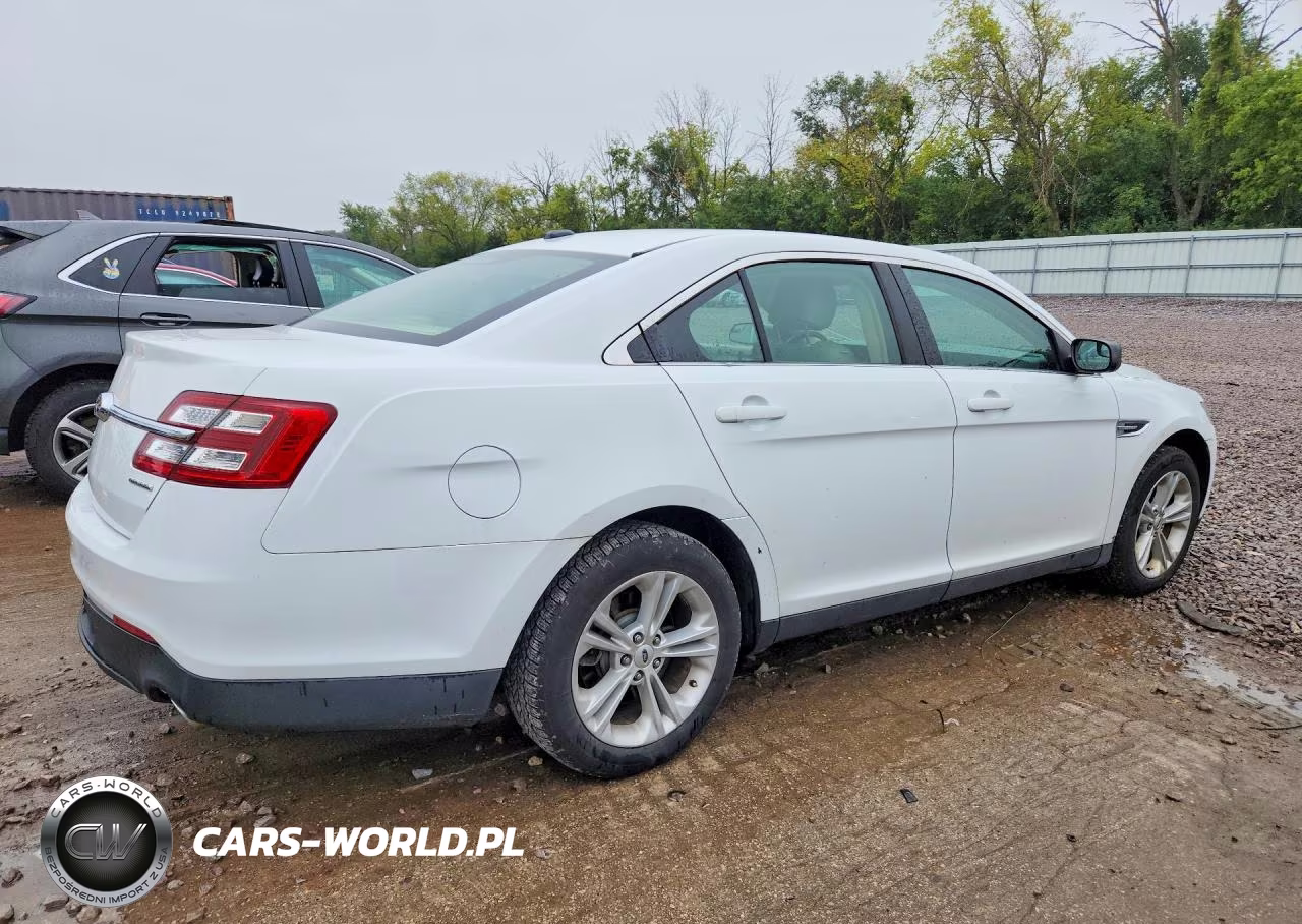 2015 Ford Taurus Se VIN:1FAHP2D83FG136185 - 3