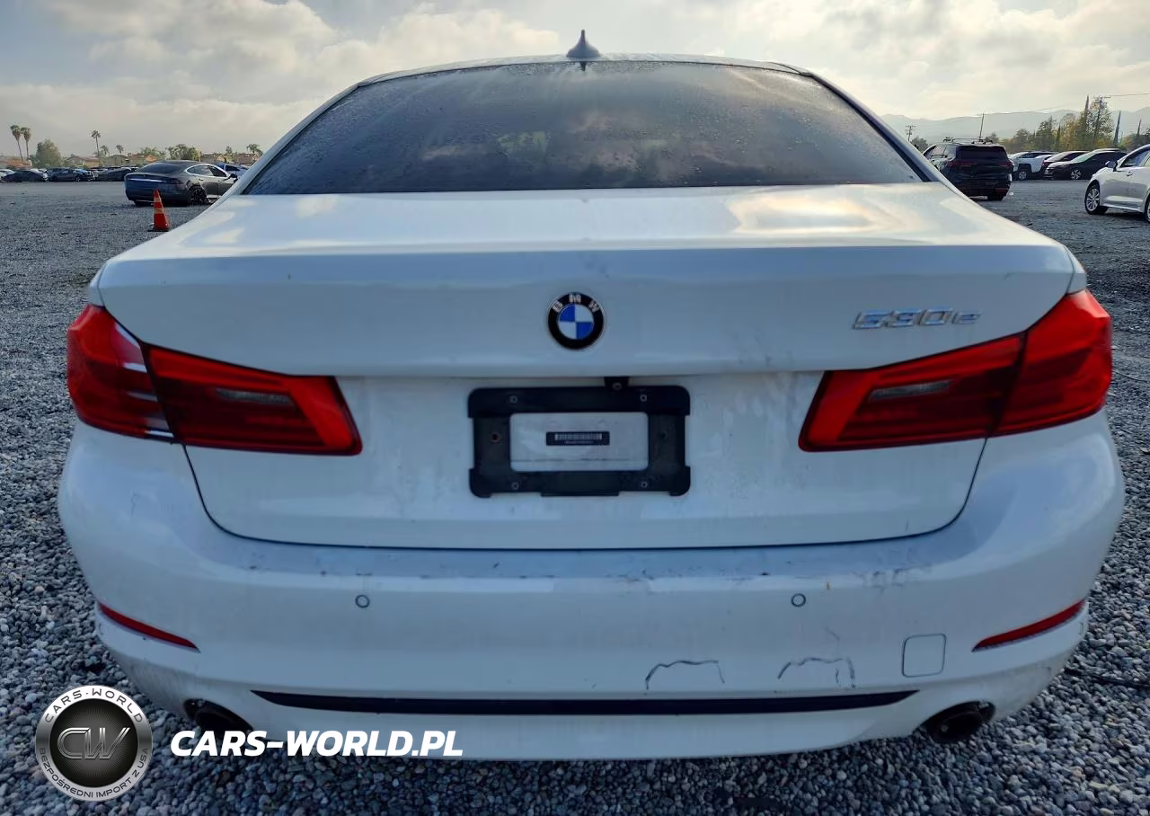 2018 BMW 530E VIN:WBAJA9C54JB250423 - 6