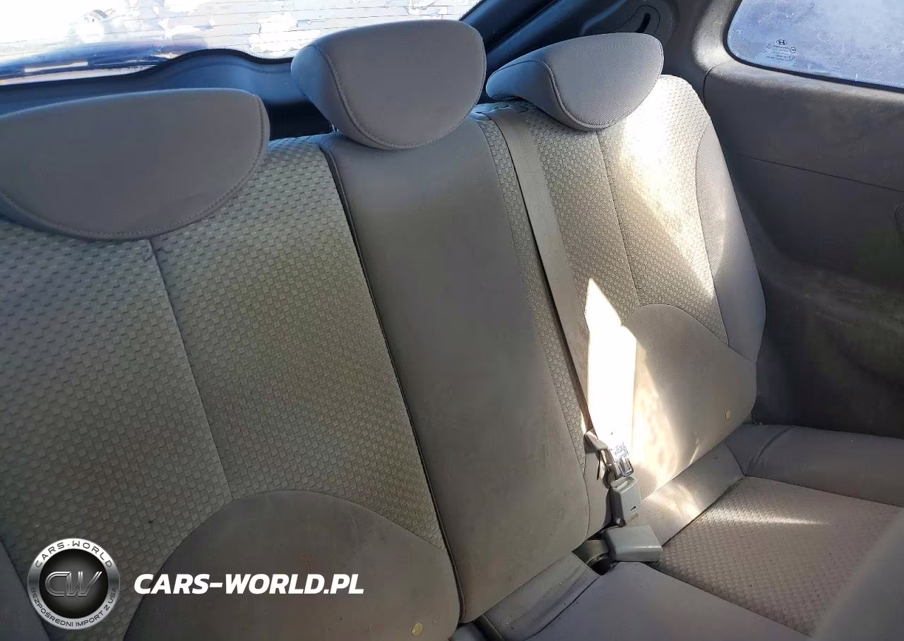 2011 Hyundai Accent Gs VIN:KMHCM3AC6BU198456 - 10