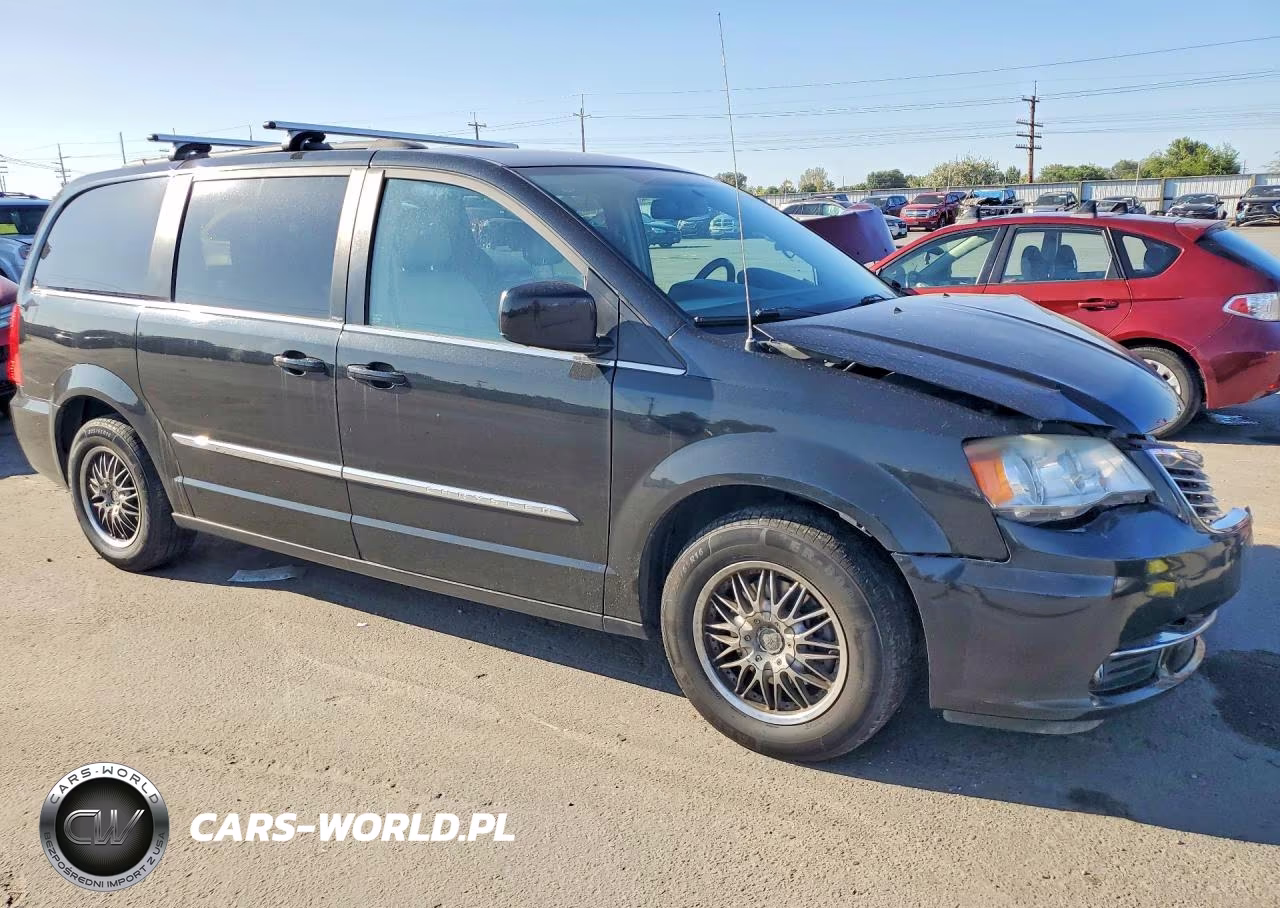 2013 Chrysler Town & Country Touring VIN:2C4RC1BG9DR577524 - 4
