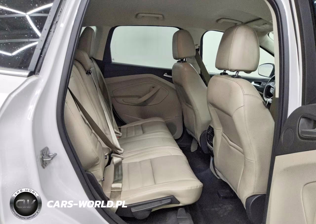 2017 Ford Escape Titanium VIN:1FMCU9J90HUE72590 - 11