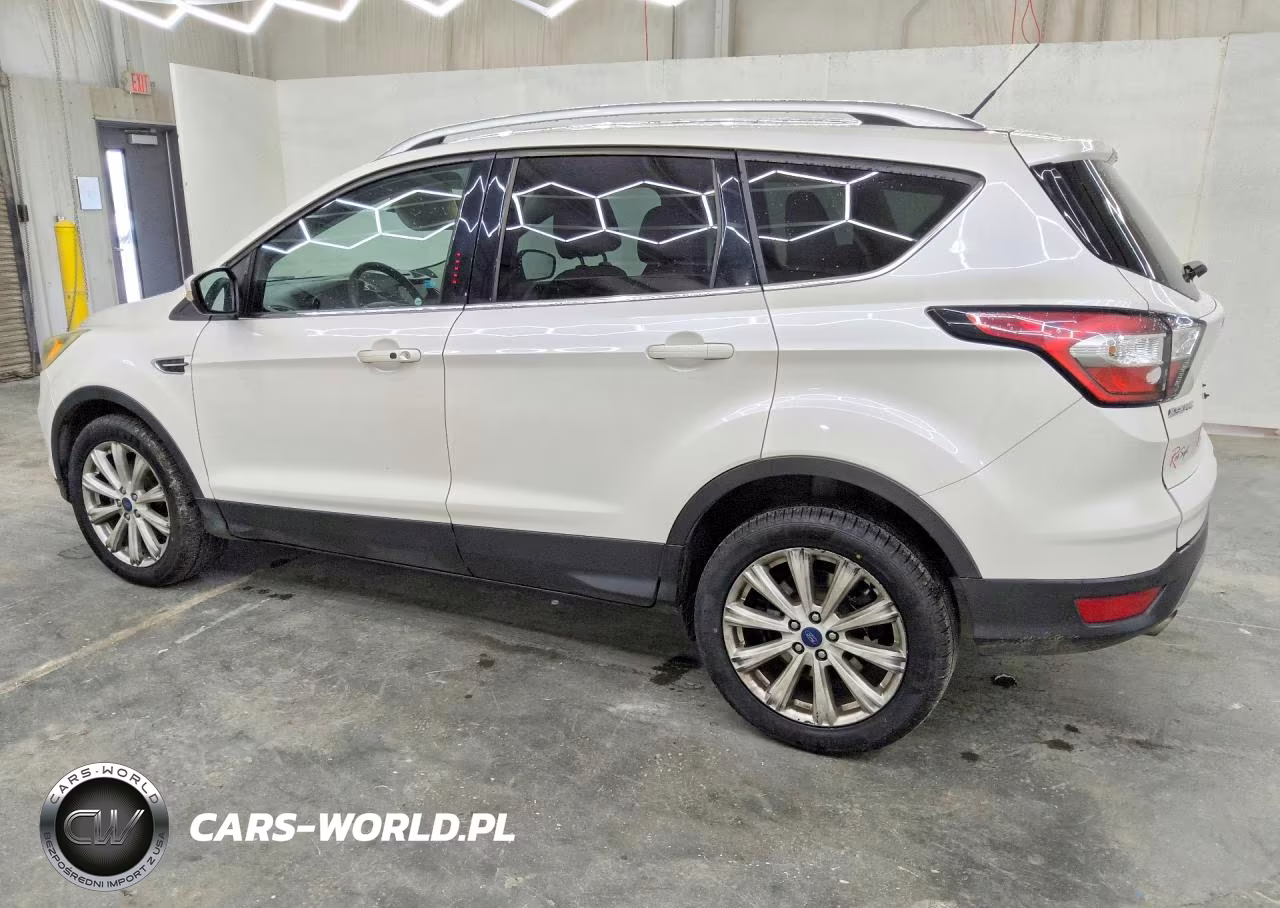 2017 Ford Escape Titanium VIN:1FMCU9J90HUE72590 - 2