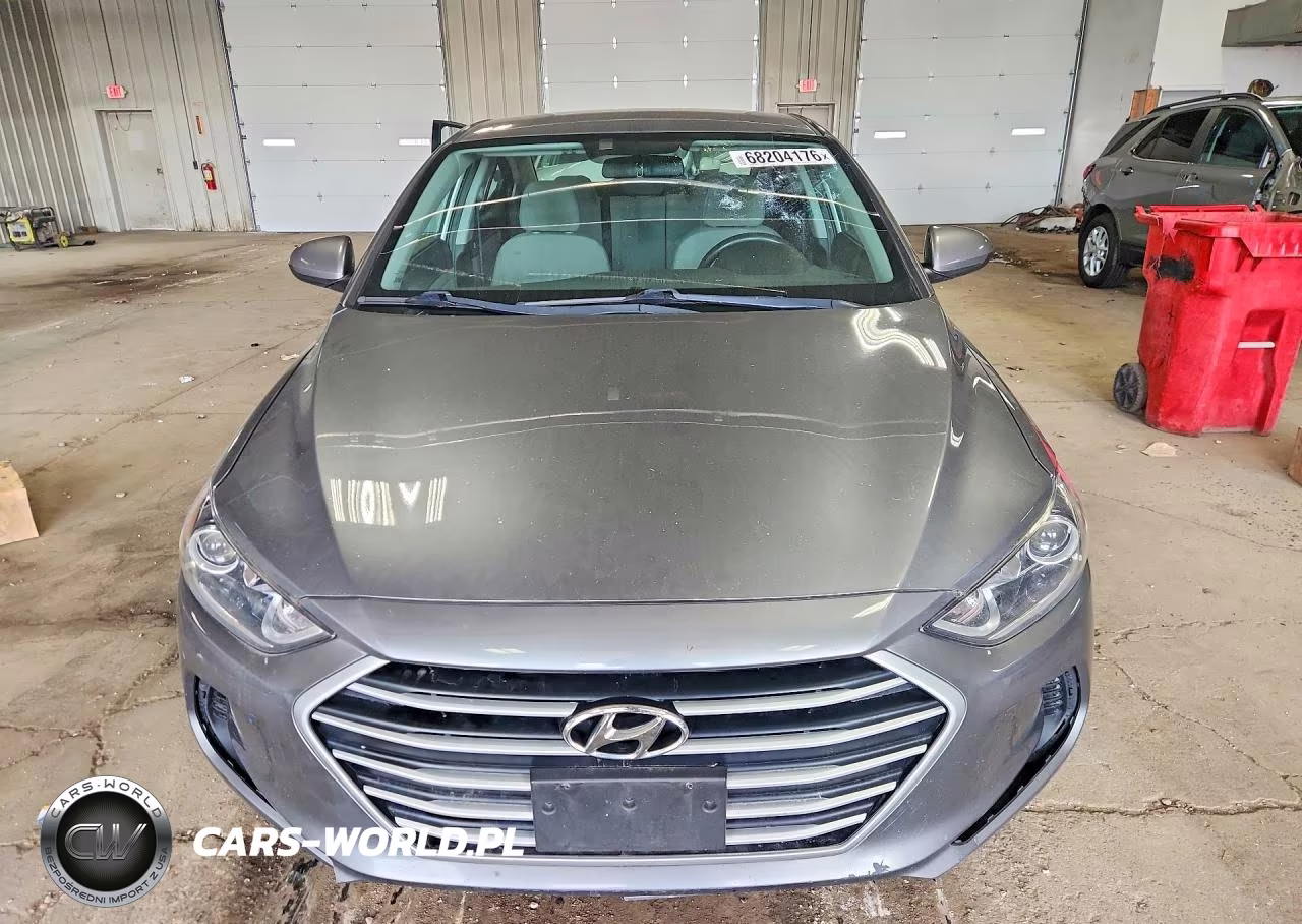 2018 Hyundai Elantra Sel VIN:5NPD84LF4JH296100 - 5