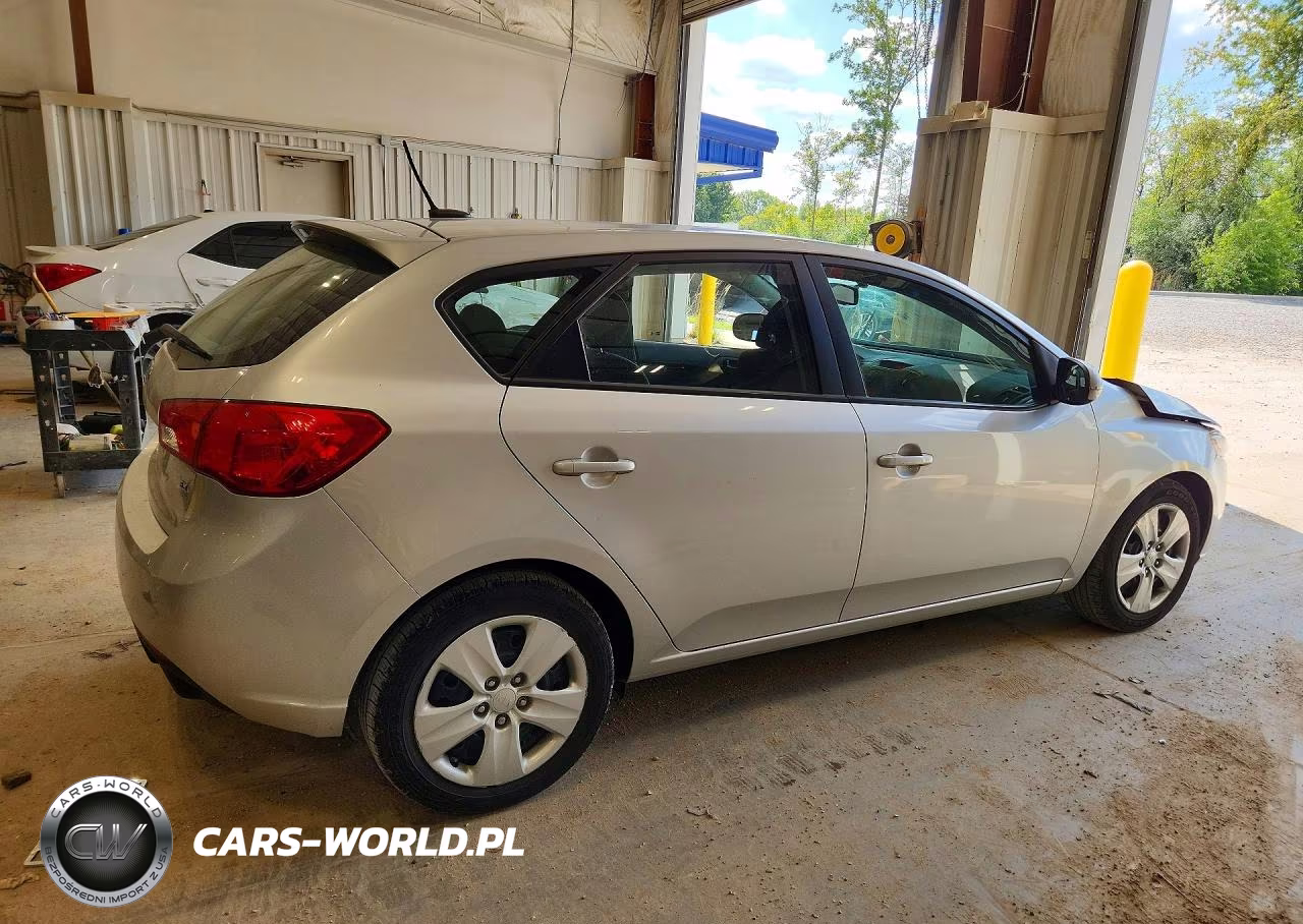 2011 Kia Forte5 Ex VIN:KNAFU5A27B5375947 - 3