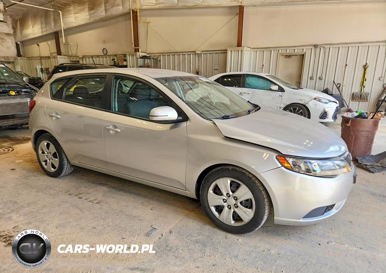 2011 Kia Forte5 Ex VIN:KNAFU5A27B5375947 - 4