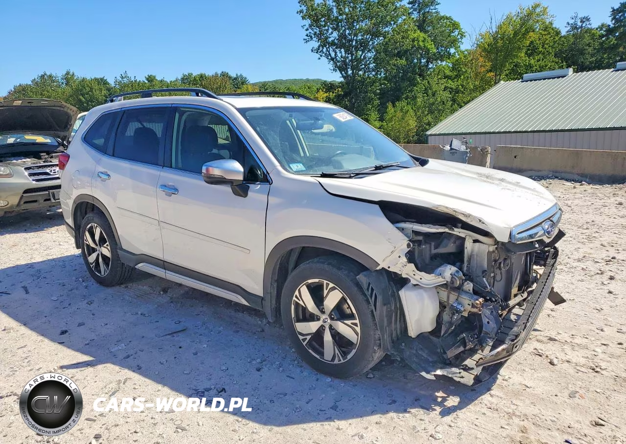 2019 Subaru Forester VIN:JF2SKAWC3KH553368 - 4