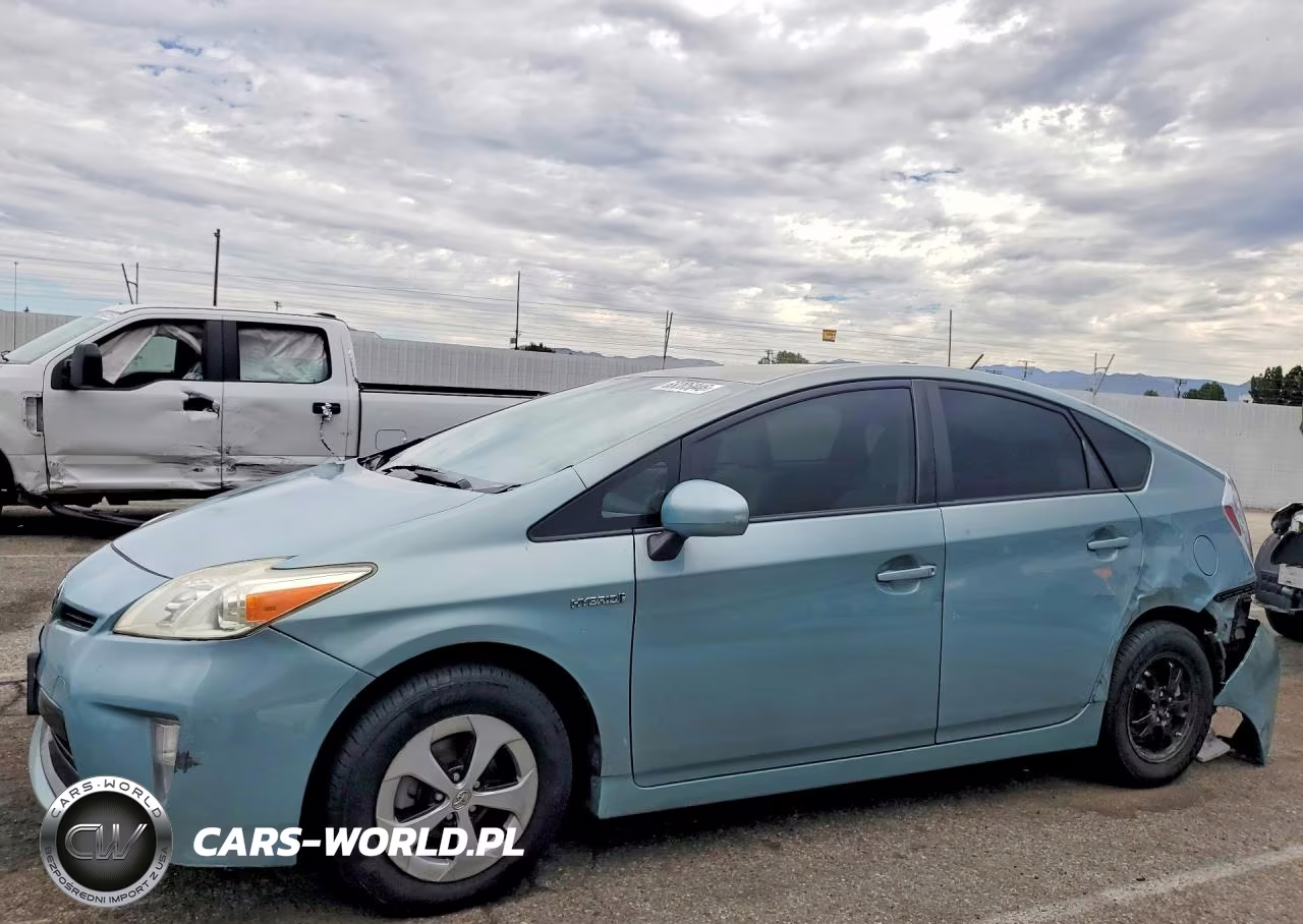 2012 Toyota Prius Three – zdjęcie 1 z 12