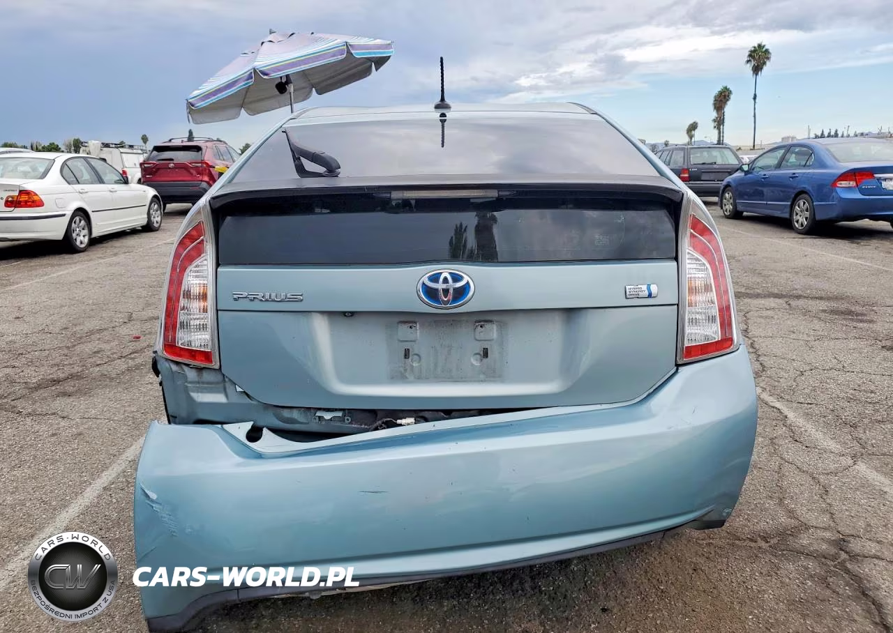 2012 Toyota Prius Three VIN:JTDKN3DU0C1515815 - 6