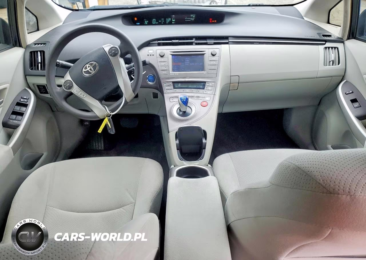2012 Toyota Prius Three VIN:JTDKN3DU0C1515815 - 8