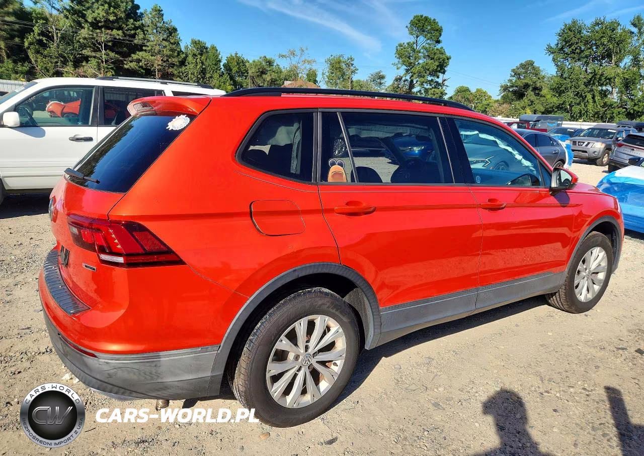 2019 Volkswagen Tiguan S VIN:3VV0B7AX8KM093561 - 3