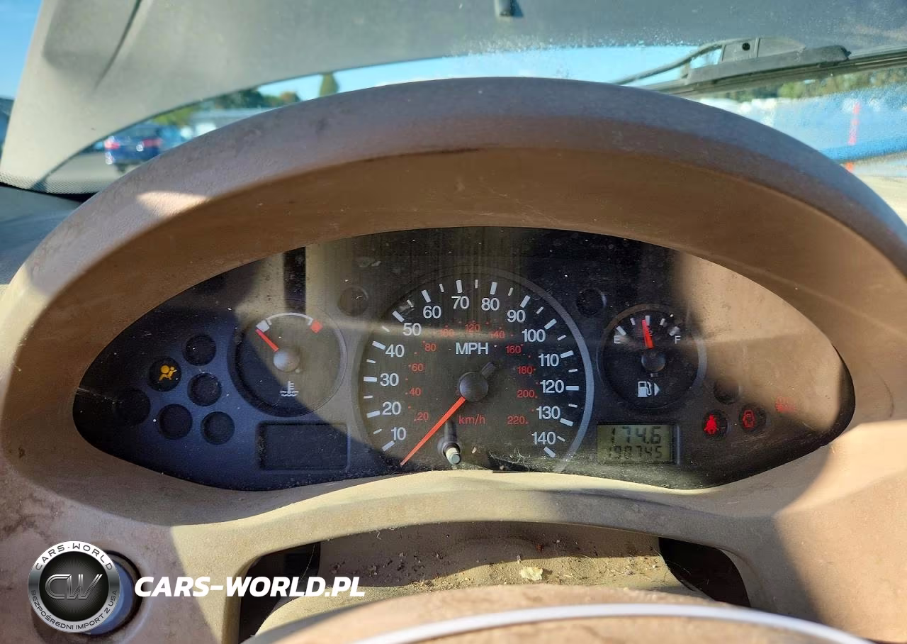 2005 Ford Focus Zx4 VIN:1FAFP34N05W258218 - 9