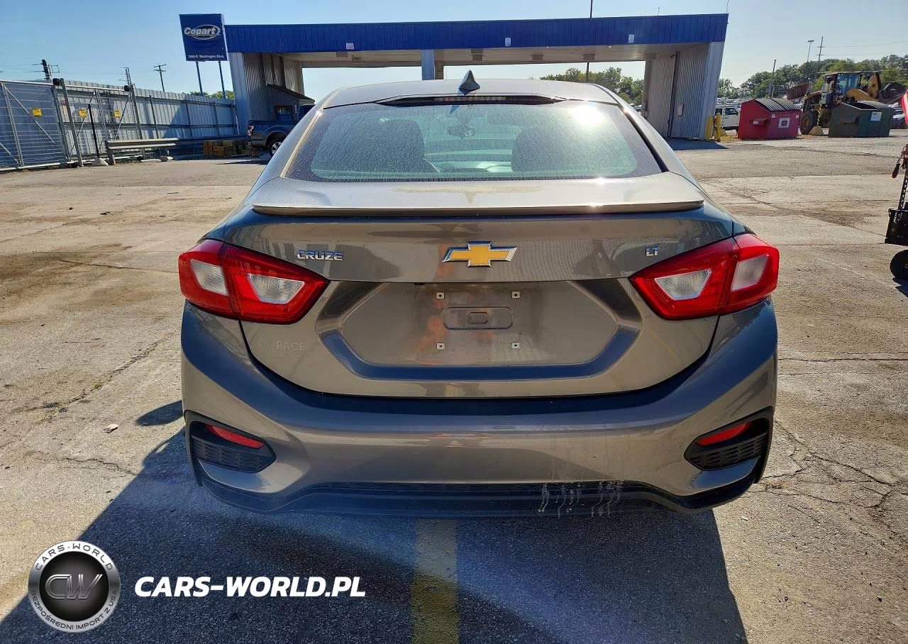 2017 Chevrolet Cruze Lt VIN:1G1BE5SM1H7149052 - 6