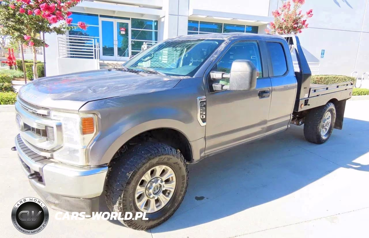 2021 Ford F250 Super Duty Flatbed Truck