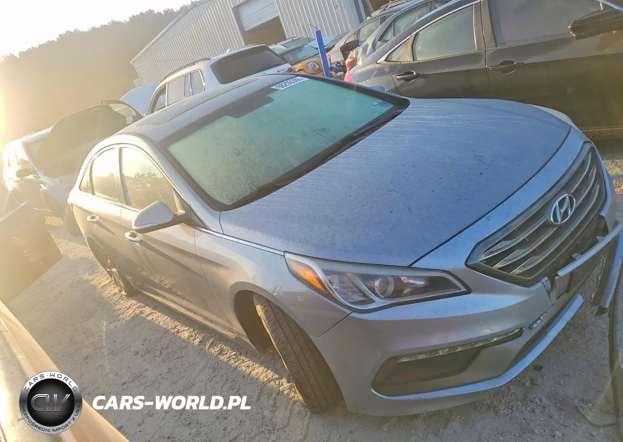 2017 Hyundai Sonata Sport VIN:5NPE34AF8HH451702 - 4