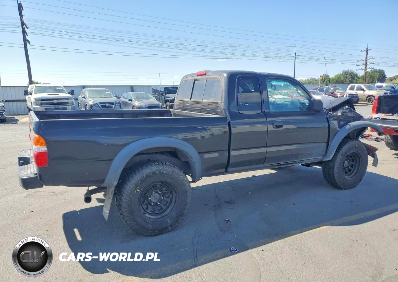 2003 Toyota Tacoma V6 VIN:5TEWN72N83Z232444 - 3