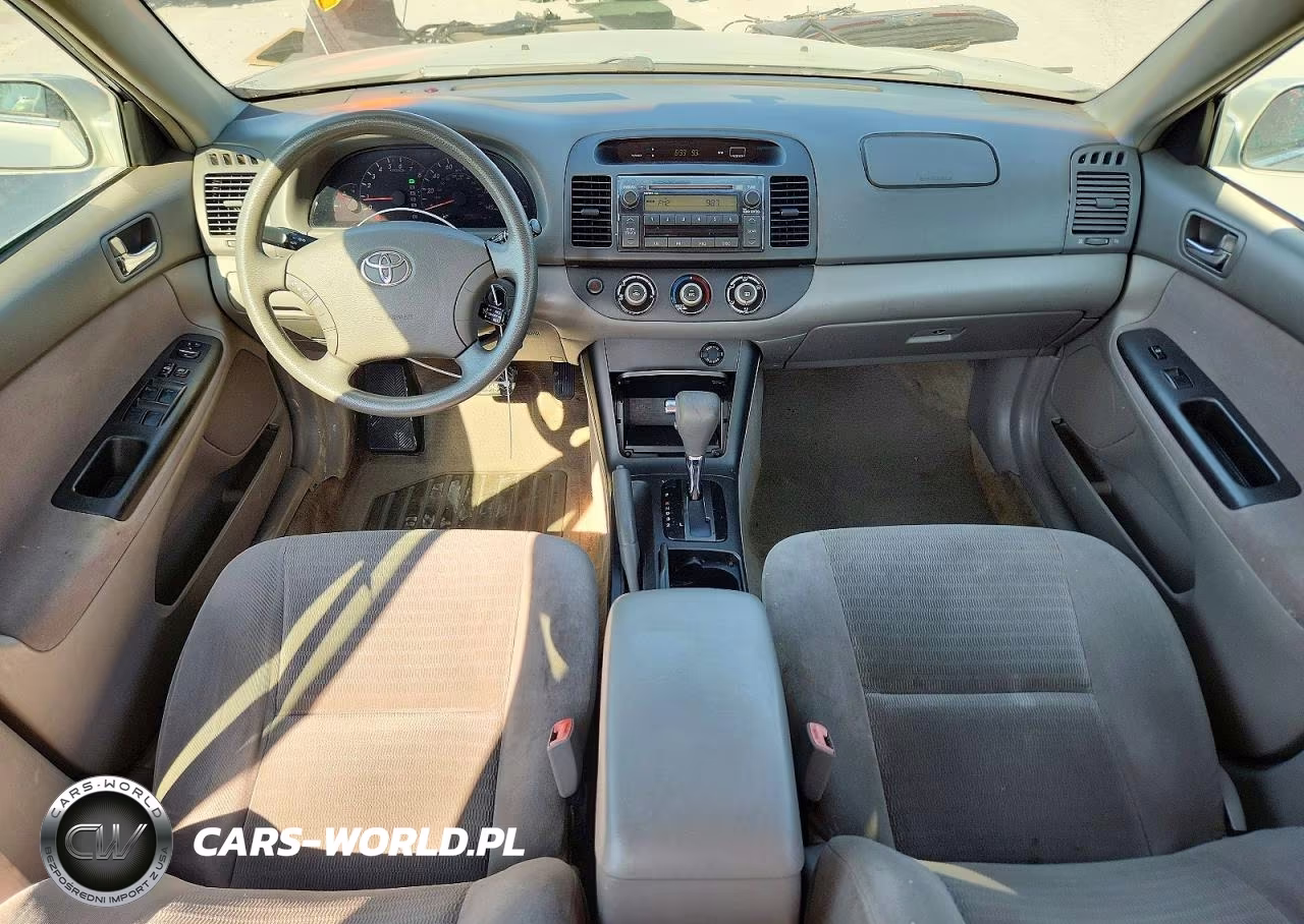 2005 Toyota Camry Le VIN:4T1BE32KX5U415493 - 8