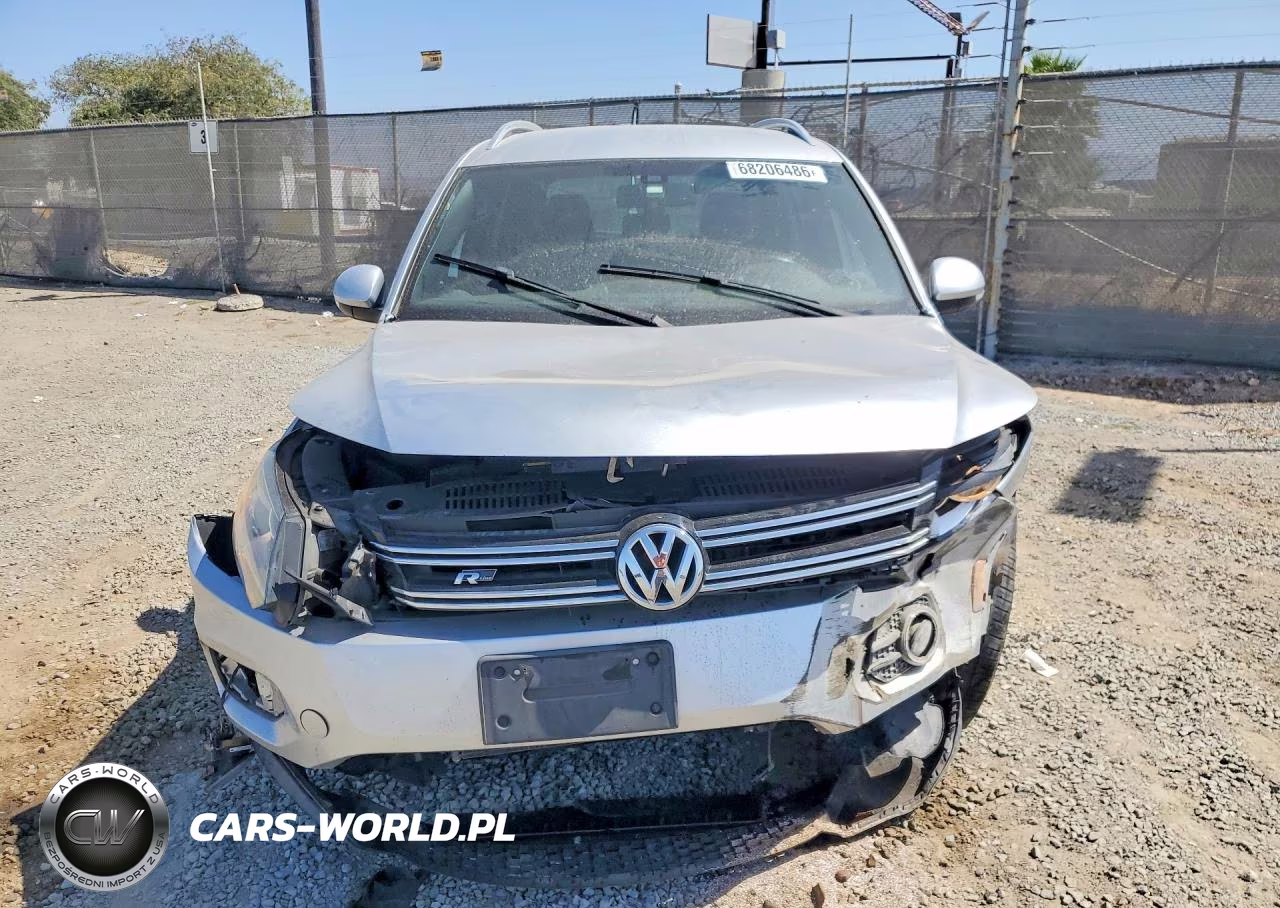 2016 Volkswagen Tiguan S VIN:WVGAV7AX2GW037676 - 5
