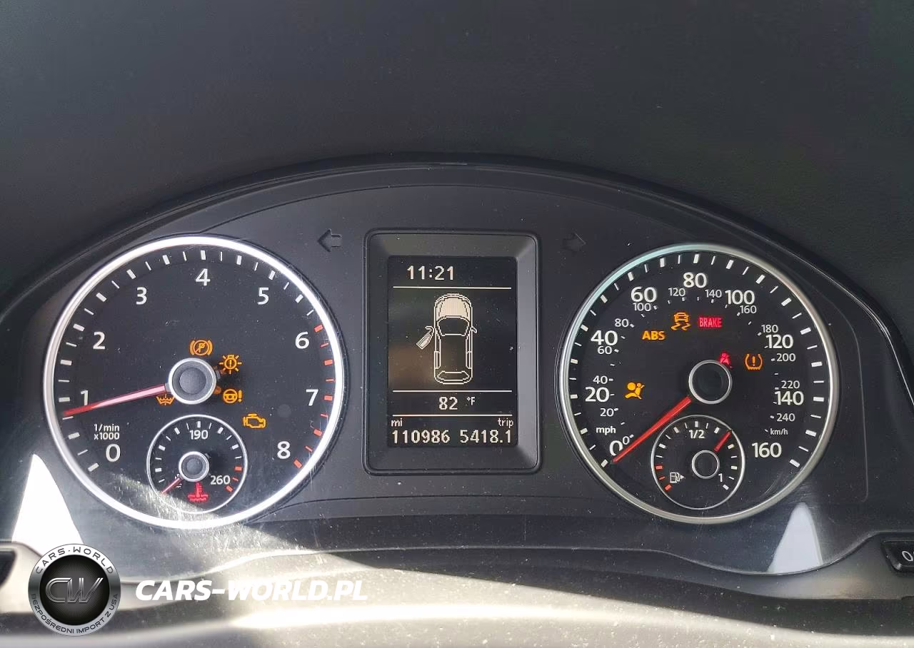2016 Volkswagen Tiguan S VIN:WVGAV7AX2GW037676 - 9