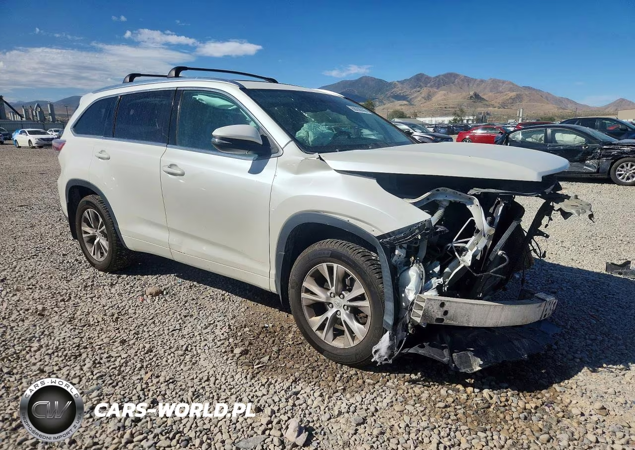 2014 Toyota Highlander Xle VIN:5TDJKRFH9ES017318 - 4