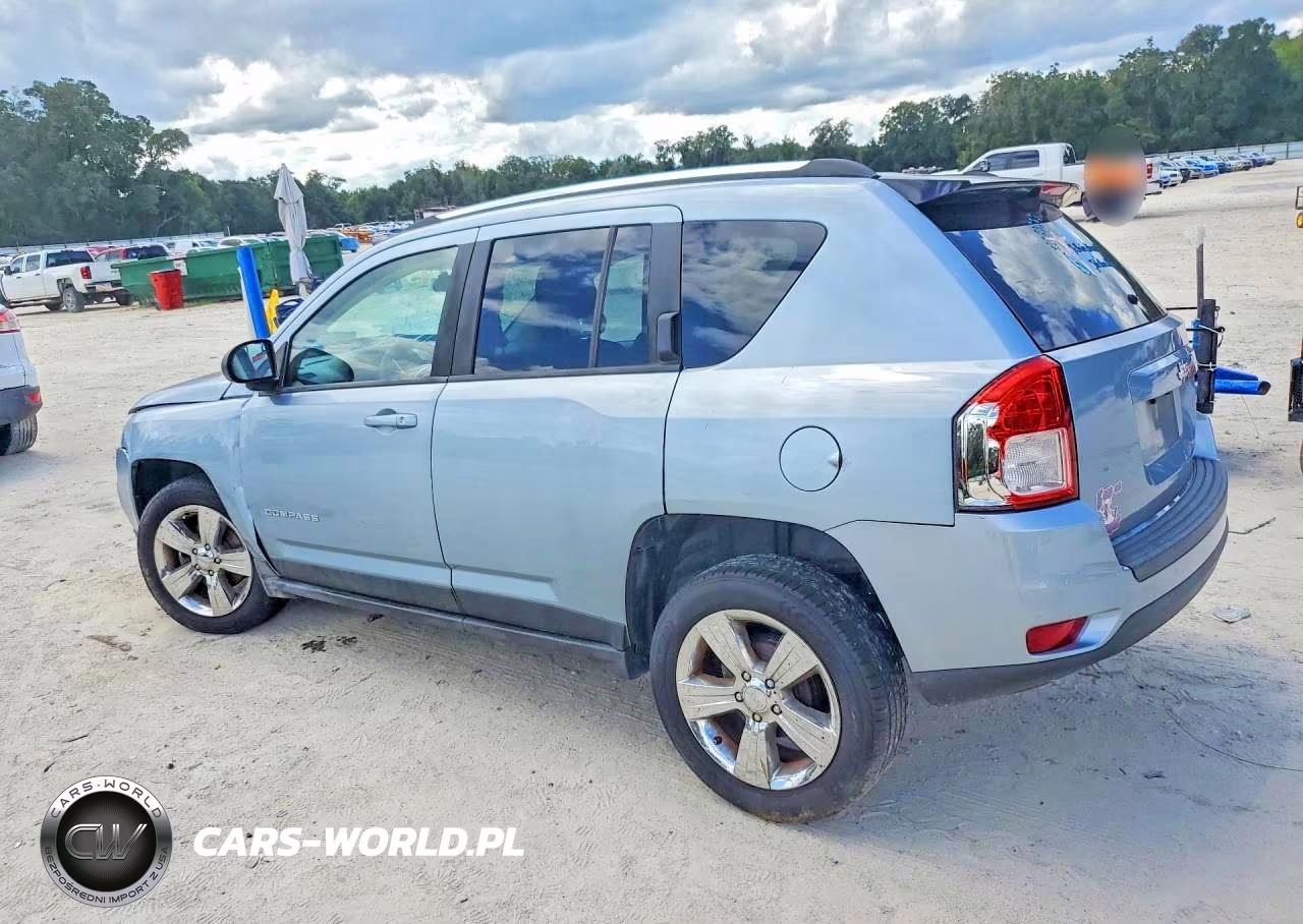 2013 Jeep Compass Latitude VIN:1C4NJCEB5DD141059 - 2
