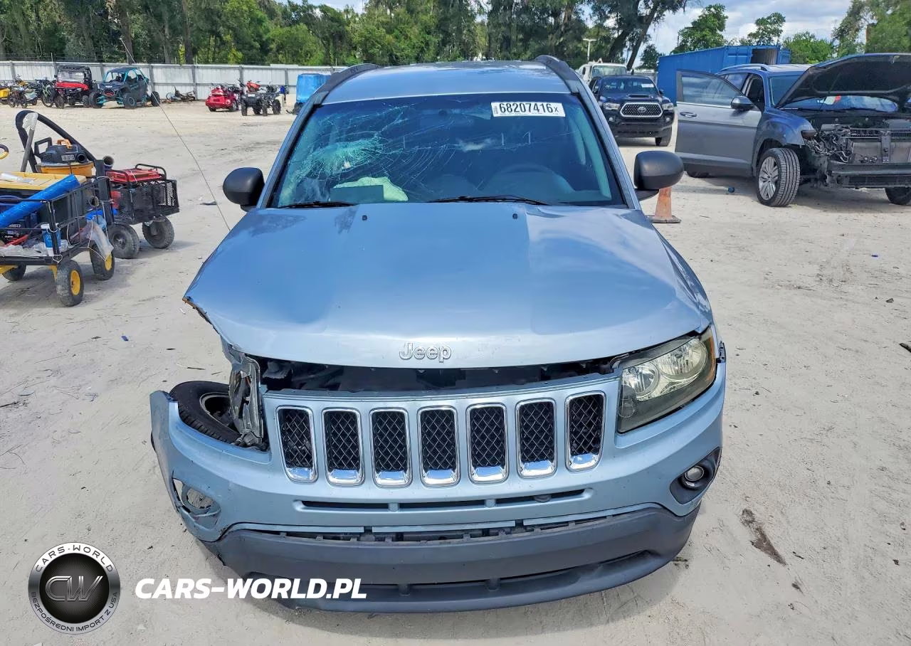 2013 Jeep Compass Latitude VIN:1C4NJCEB5DD141059 - 5