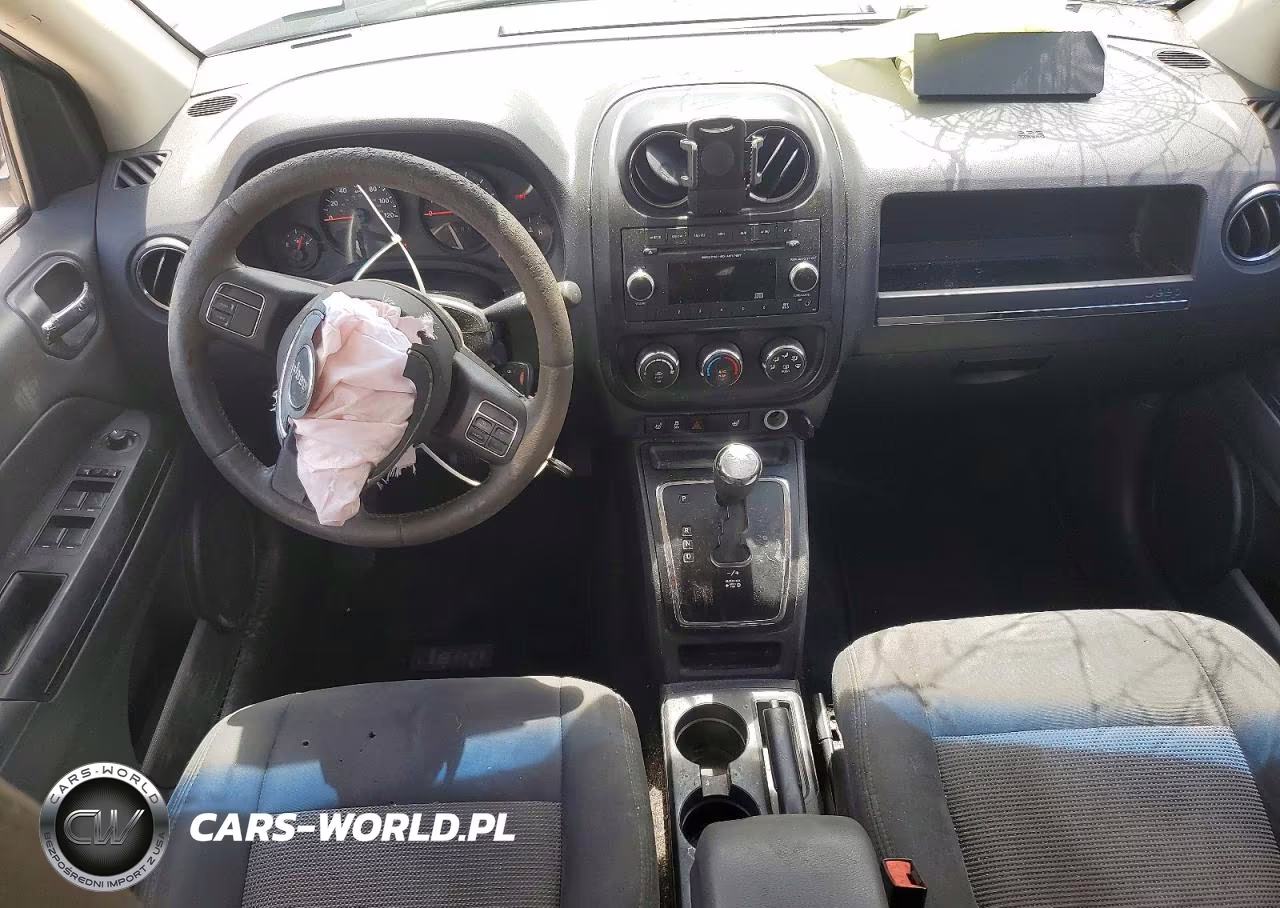 2013 Jeep Compass Latitude VIN:1C4NJCEB5DD141059 - 8