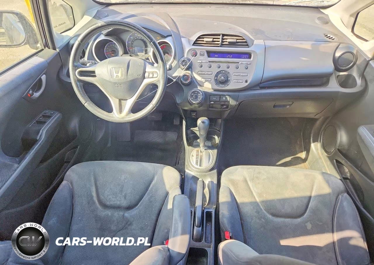 2009 Honda Fit Sport VIN:JHMGE88469S028133 - 8