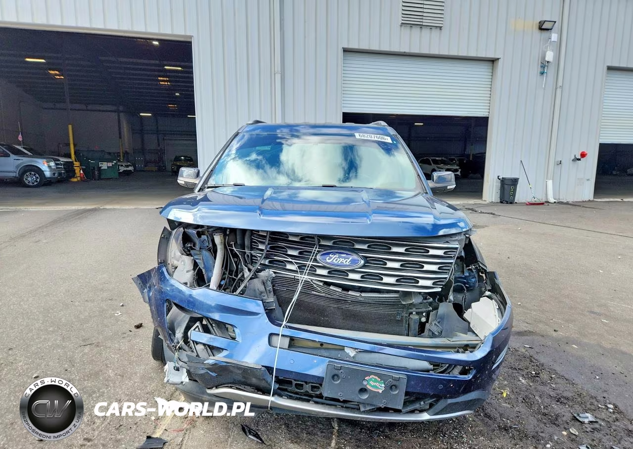 2017 Ford Explorer Xlt VIN:1FM5K7D85HGC29877 - 5