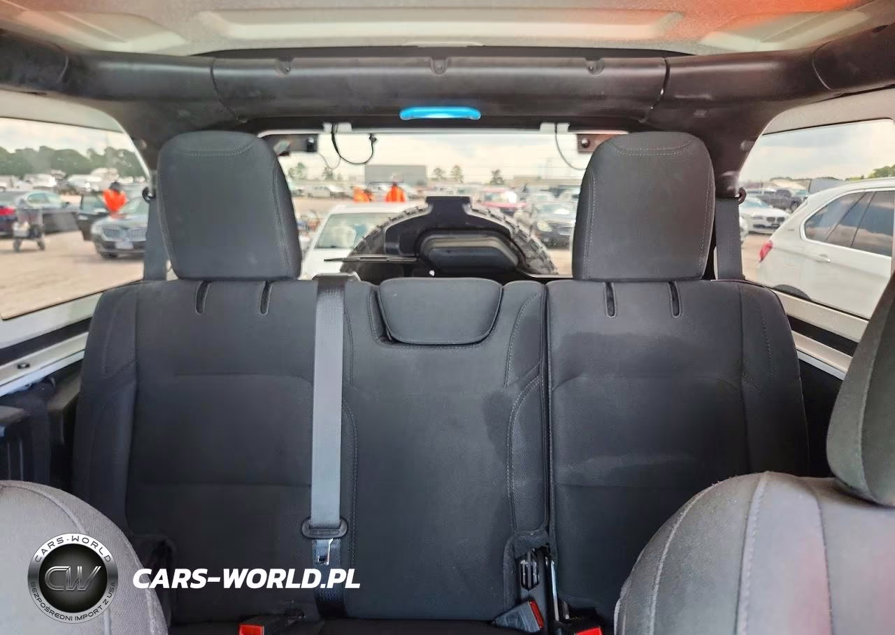 2021 Jeep Wrangler Unlimited Sport VIN:1C4HJXDN3MW770615 - 10
