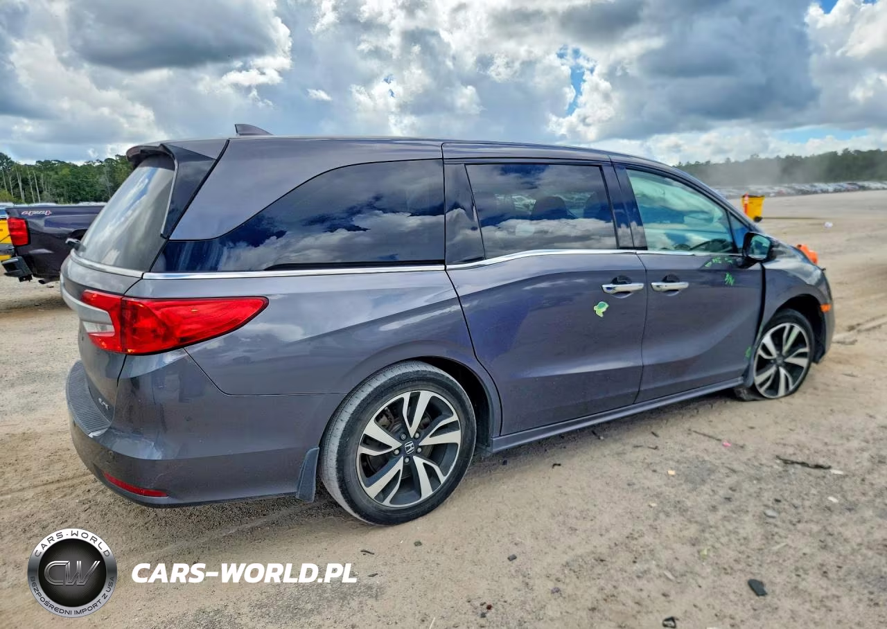 2020 Honda Odyssey Elite VIN:5FNRL6H98LB047092 - 3