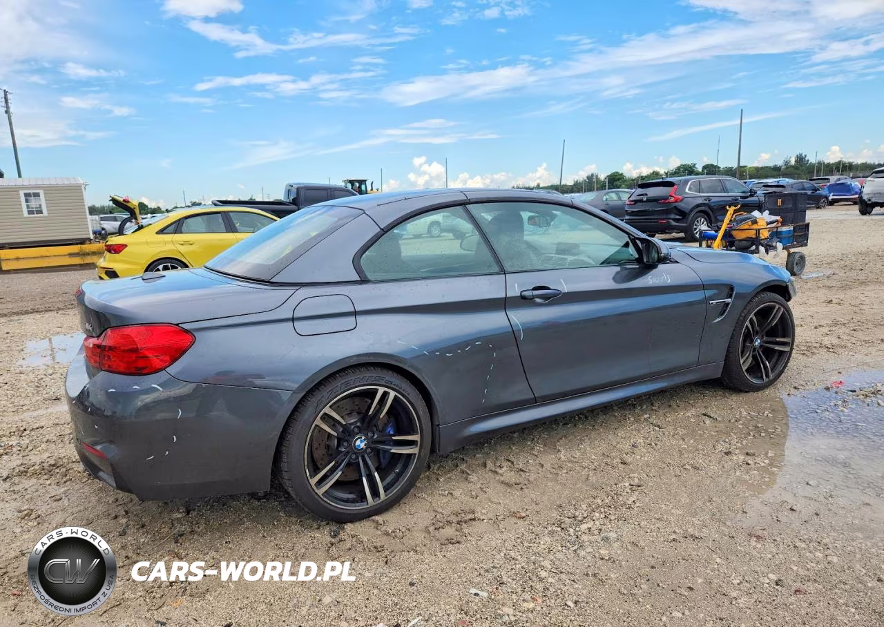 2017 BMW M4 VIN:WBS3U9C57HP970825 - 3