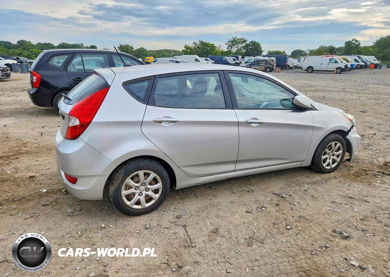 2012 Hyundai Accent Gs VIN:KMHCT5AE5CU006297 - 3
