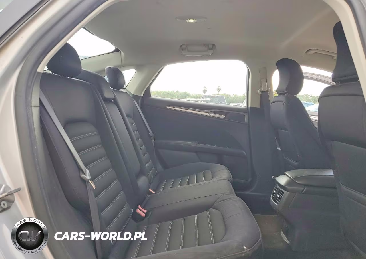 2015 Ford Fusion Se VIN:3FA6P0H79FR170850 - 10