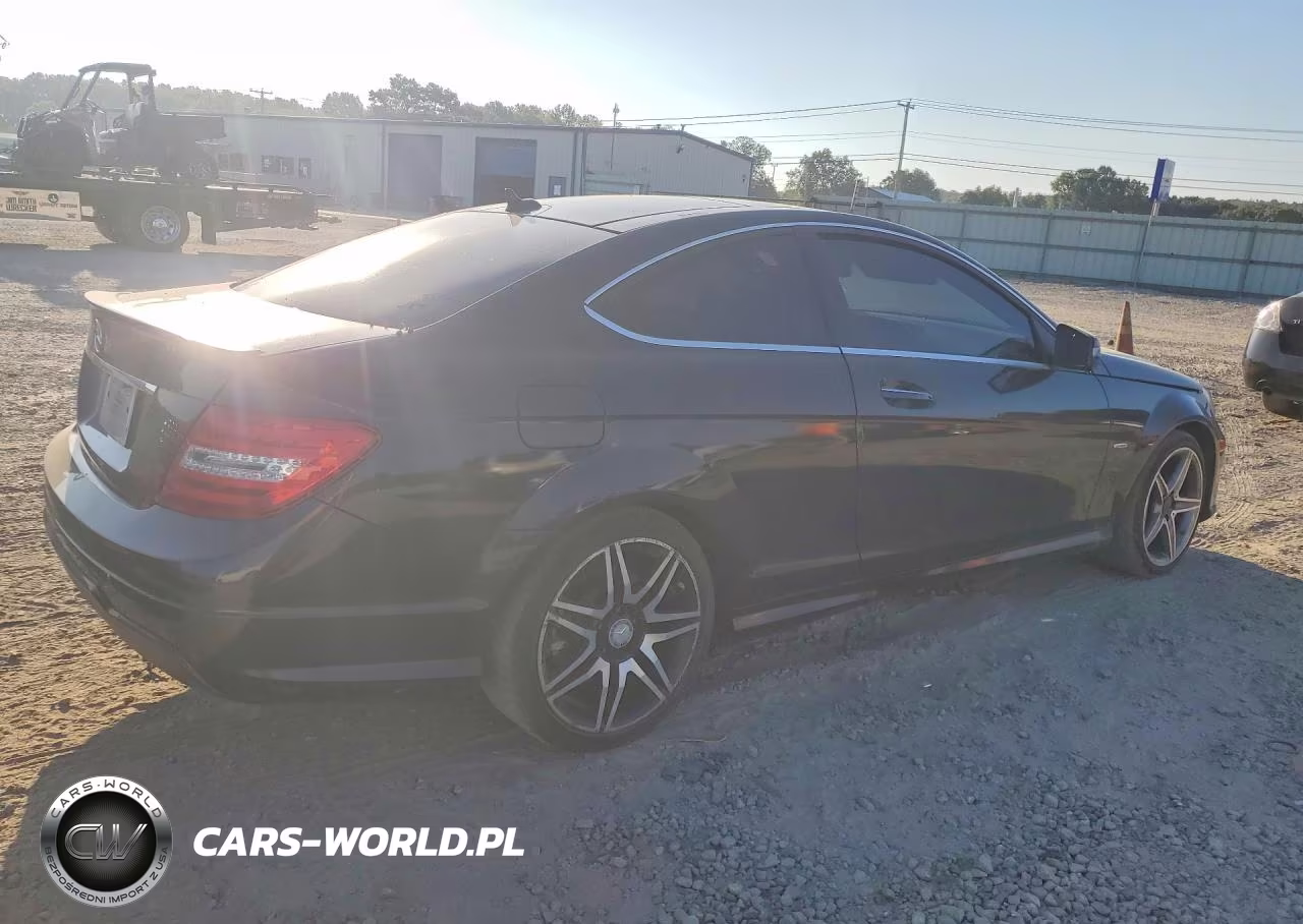2013 Mercedes-Benz C 250 VIN:WDDGJ4HB7DF951037 - 3