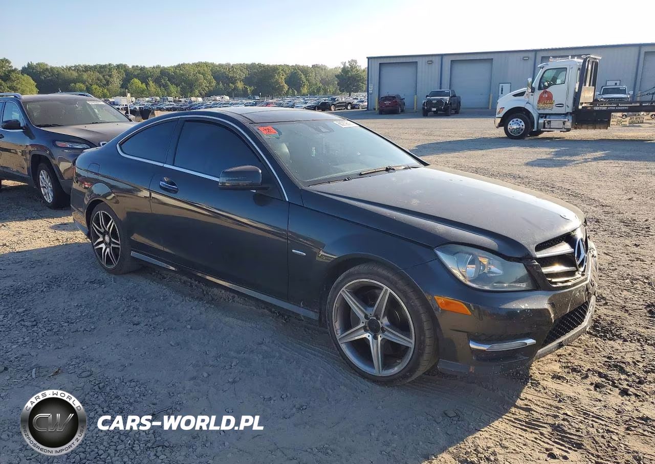 2013 Mercedes-Benz C 250 VIN:WDDGJ4HB7DF951037 - 4
