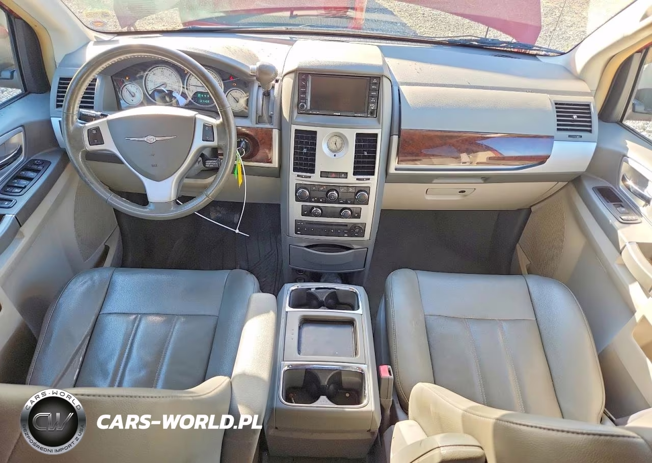 2010 Chrysler Town & Country Touring VIN:2A4RR5D16AR188960 - 8