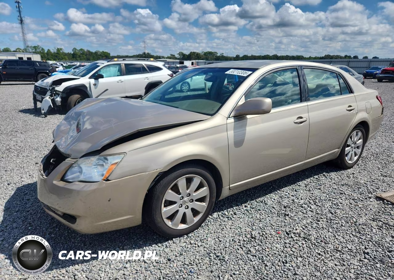 2005 Toyota Avalon Xls