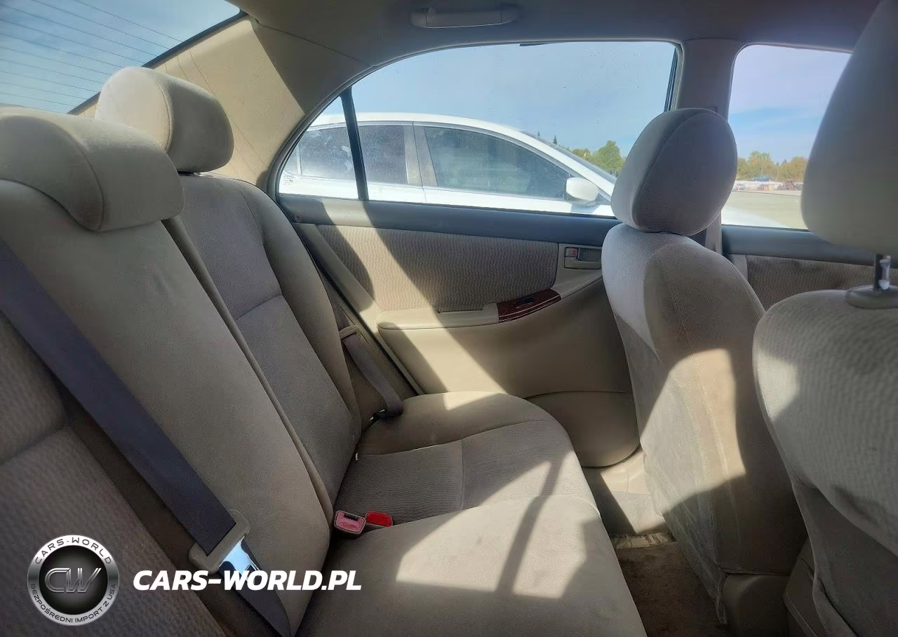 2005 Toyota Corolla Le VIN:1NXBR32E15Z463253 - 10