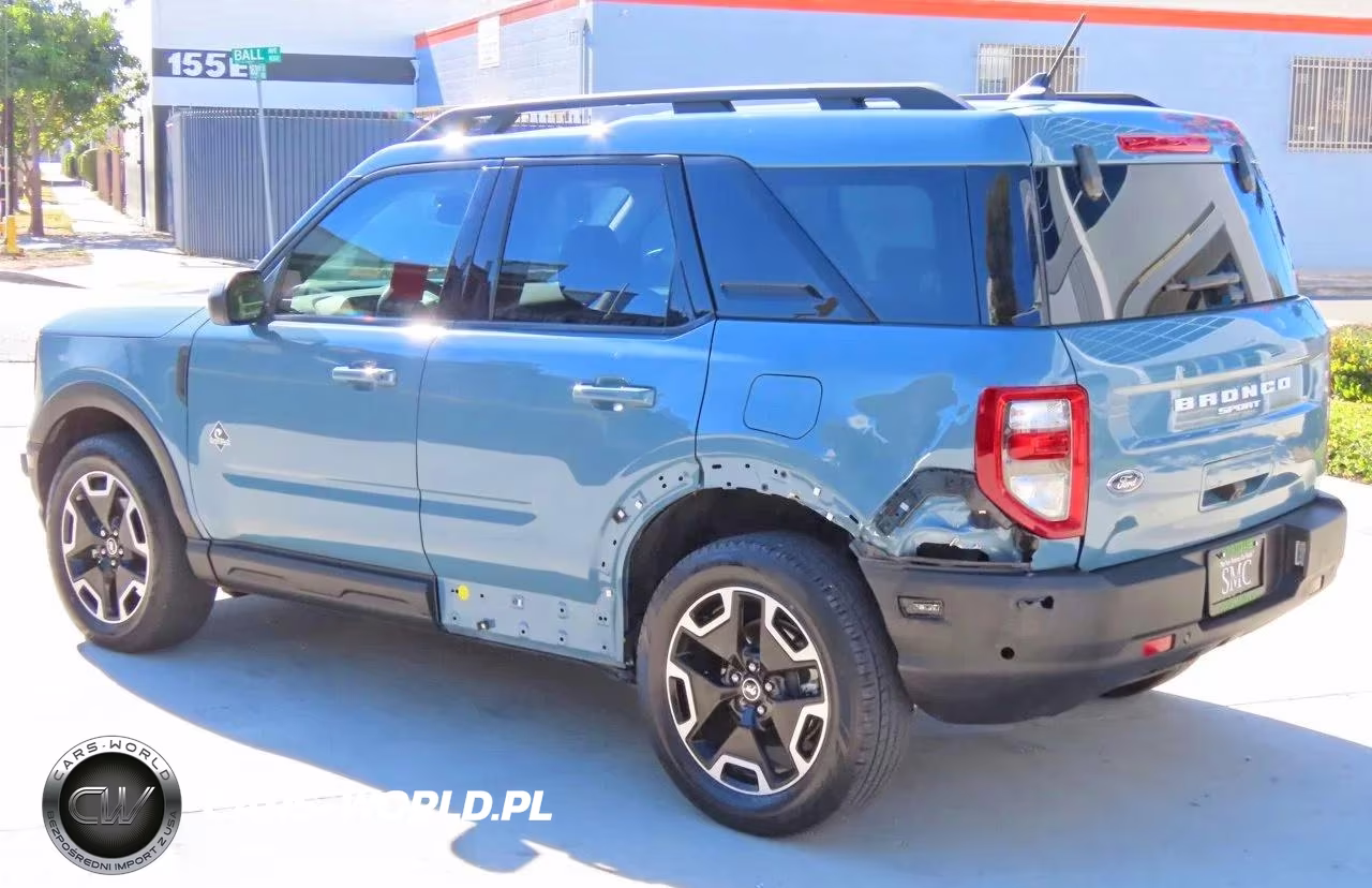 2023 Ford Bronco Sport Outer Banks VIN:3FMCR9C67PRE23476 - 4