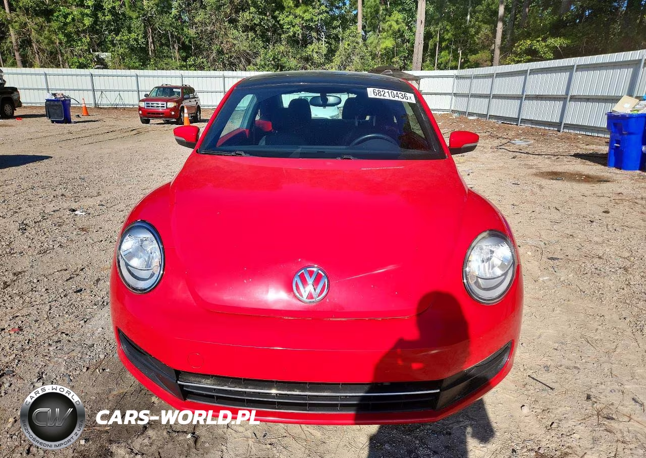 2014 Volkswagen Beetle VIN:3VWJX7AT5EM610446 - 5