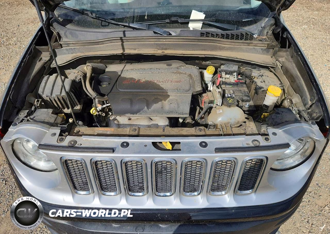 2016 Jeep Renegade Limited VIN:ZACCJADT7GPC44043 - 11