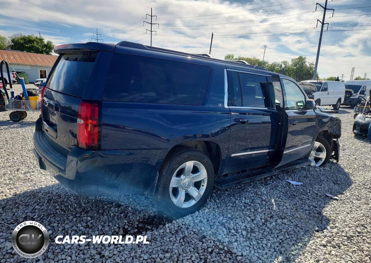2018 Chevrolet Suburban K1500 Lt VIN:1GNSKHKC4JR396852 - 3