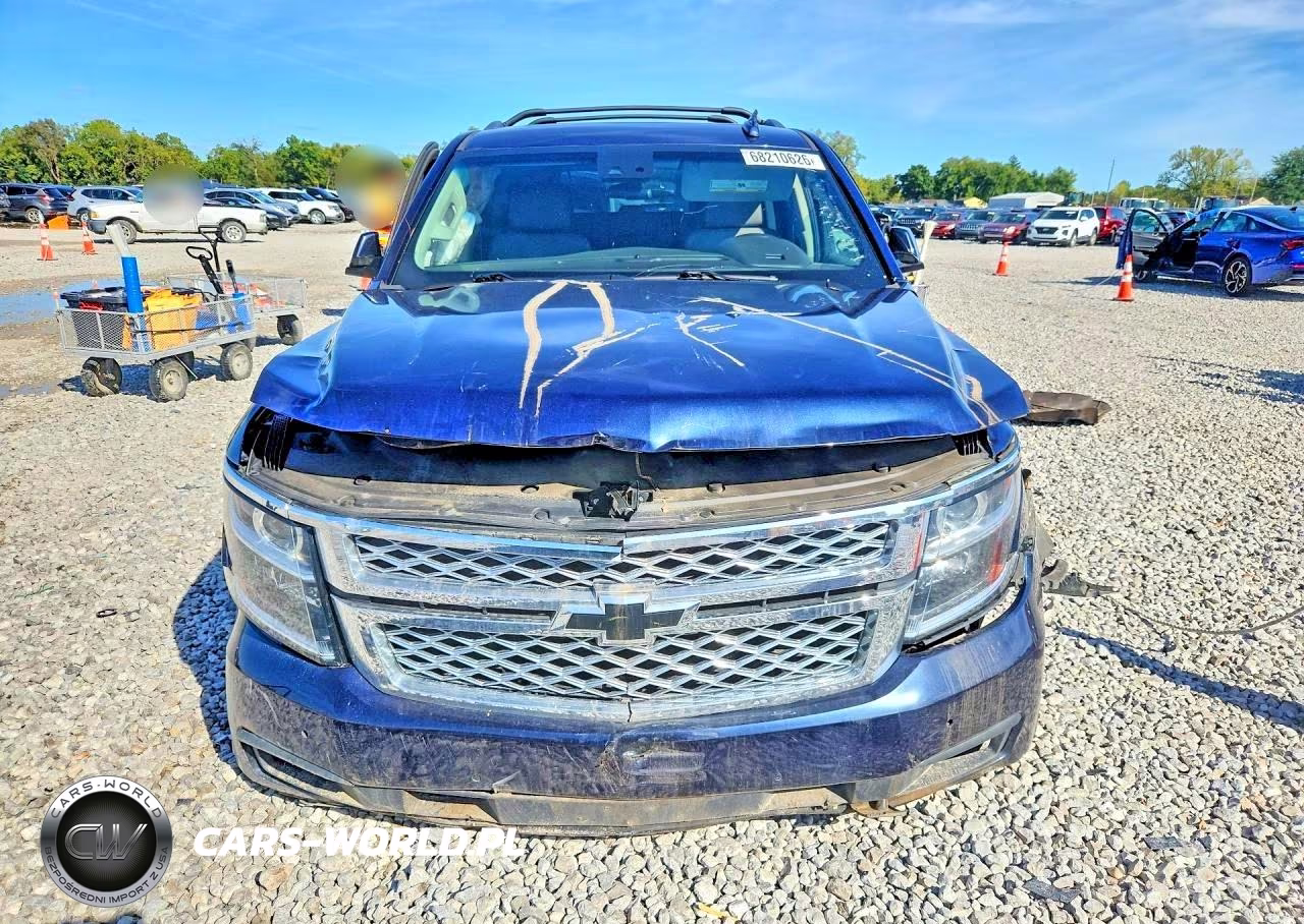 2018 Chevrolet Suburban K1500 Lt VIN:1GNSKHKC4JR396852 - 5