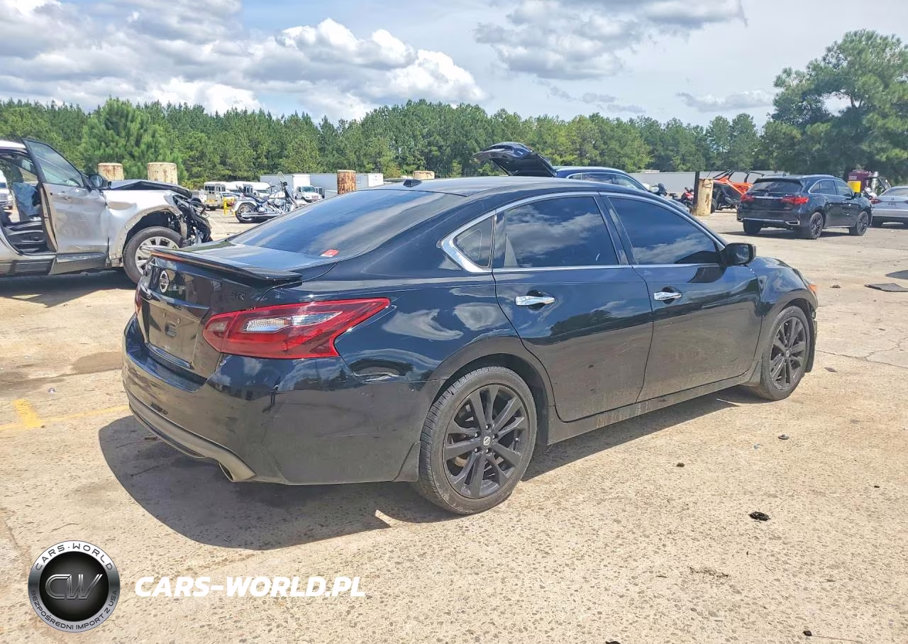 2018 Nissan Altima 2.5 Sr VIN:1N4AL3AP8JC475426 - 3