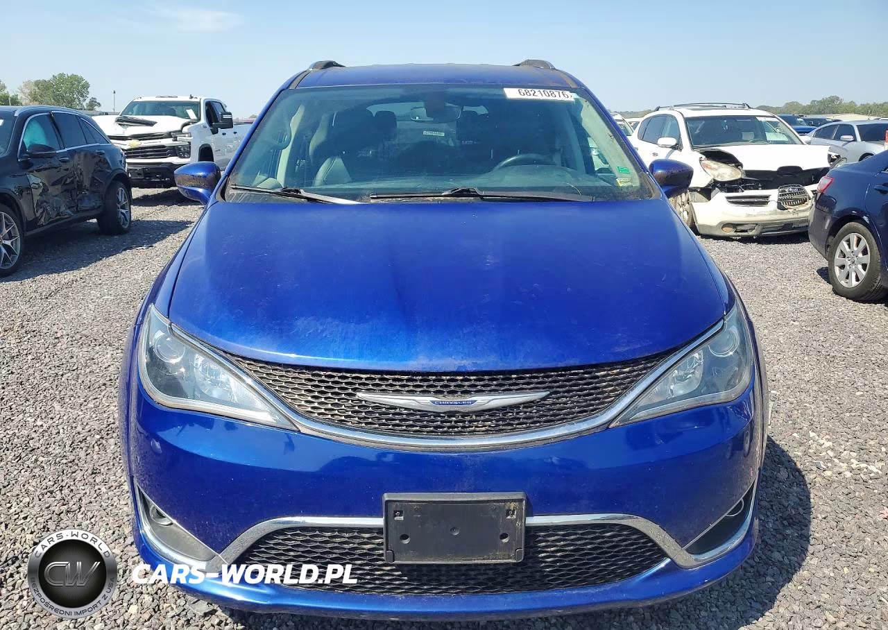2020 Chrysler Pacifica Touring L VIN:2C4RC1BG7LR149899 - 5