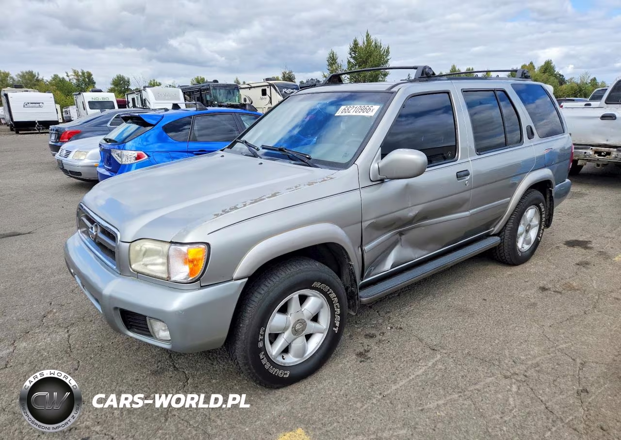 2000 Nissan Pathfinder Xe