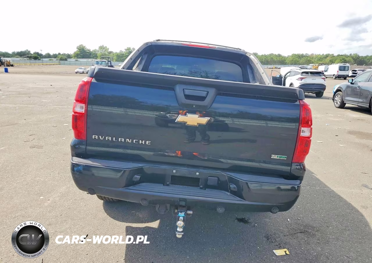 2011 Chevrolet Avalanche Lt VIN:3GNTKFE34BG168629 - 6