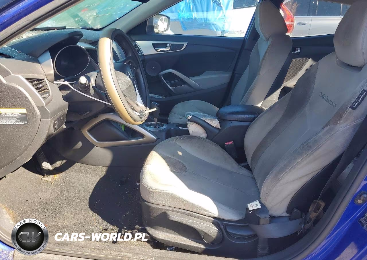2012 Hyundai Veloster Base VIN:KMHTC6AD7CU065705 - 7