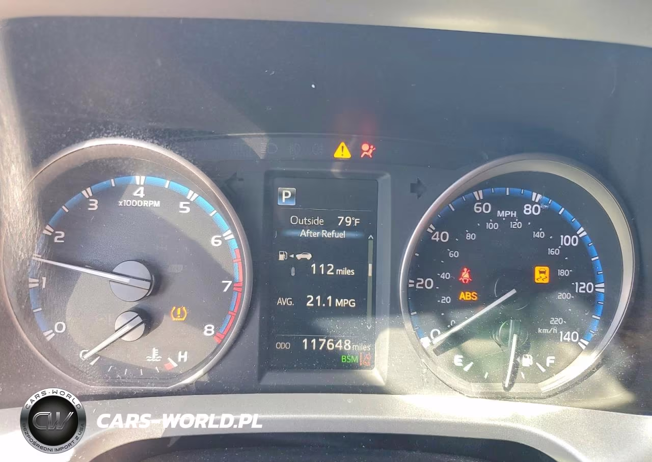 2018 Toyota Rav4 Xle VIN:2T3RFREV2JW726809 - 9