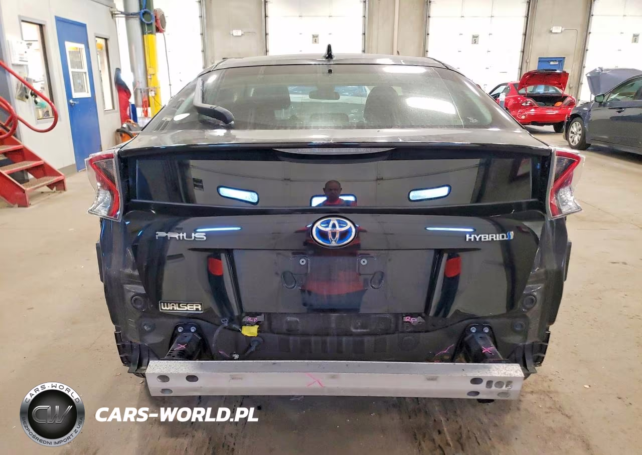 2017 Toyota Prius Two VIN:JTDKBRFU2H3037885 - 6